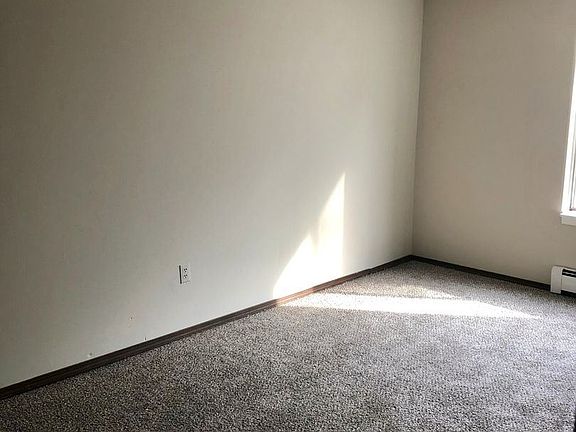 4th image of 320 N Midler Ave APT 20