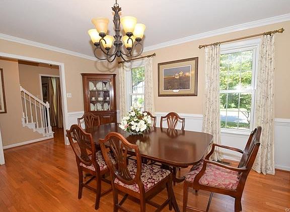 4th image of 10013 Christiano Dr