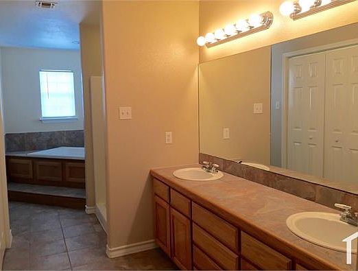 3rd image of 4513 Cedar Pass Dr Suite 101
