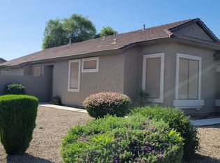 8704 N 57th Dr, Glendale, AZ 85302