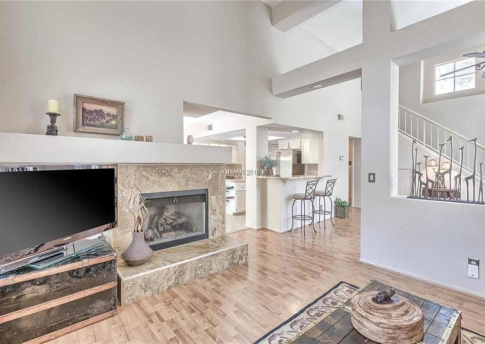 1st image of 7869 Surfcrest Ct