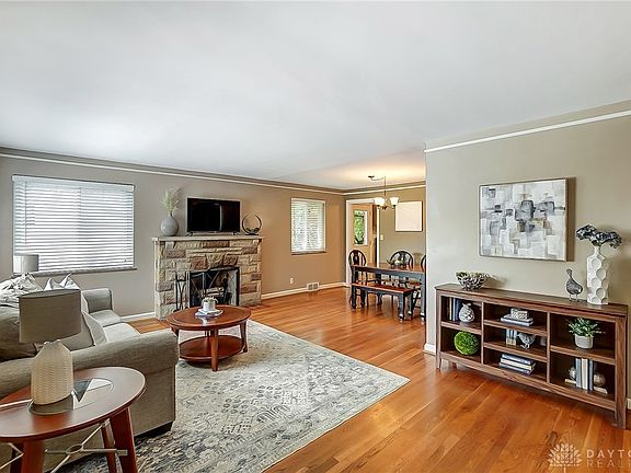 3rd image of 4139 Paxton Woods Dr