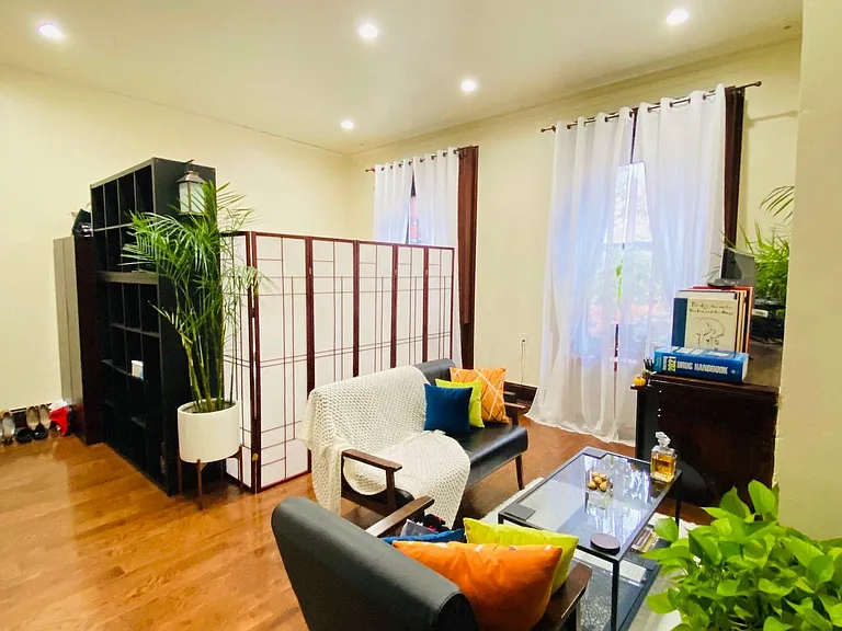 4428 Chestnut St #2F — Photo 4