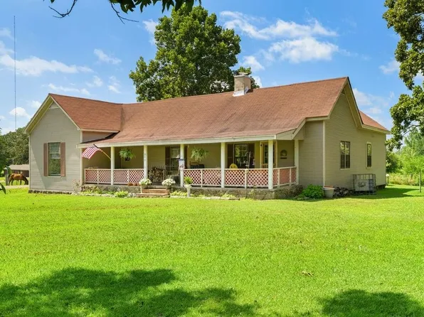 890 Fitts Ross Rd, Bolivar, TN 38008