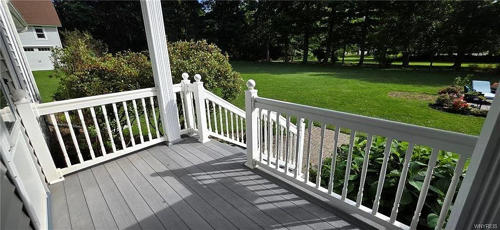 3 bed, 1.5 bath, 1912 sqft, $1,500 — Photo 4