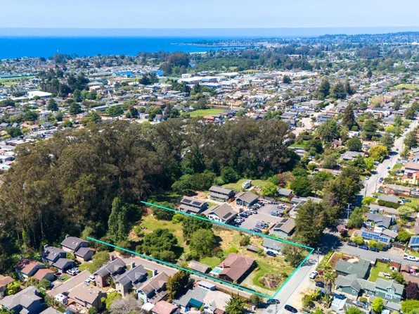 2378 Harper St, Santa Cruz, CA 95062