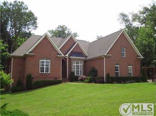 2059 Crescentview Rd, Pulaski, TN 38478