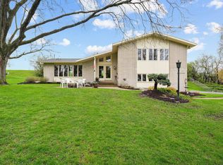 4904 Kirkwood Dr, Waunakee, WI 53597