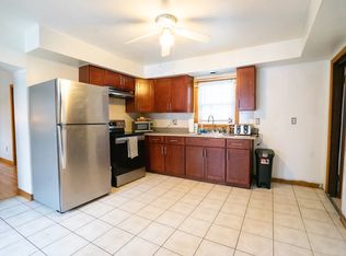 156 Belmont St, Worcester, MA 01605