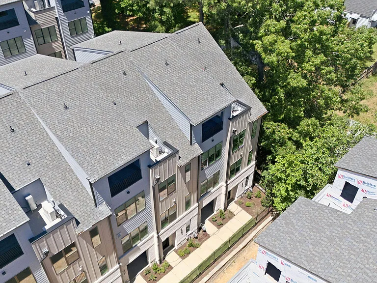 403 Chatham View Rd — Photo 41