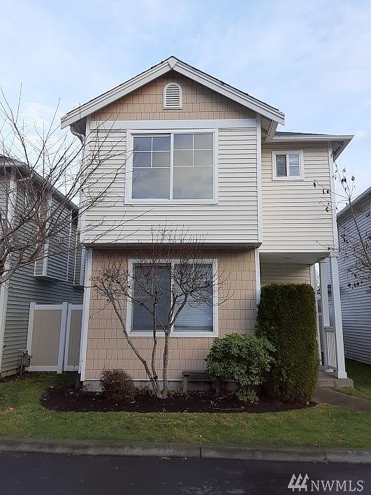 1st image of 11207 3rd Ave E