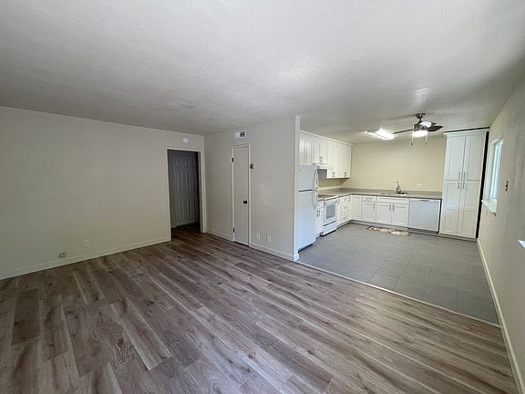 4th image of 365 Saratoga Ave #2