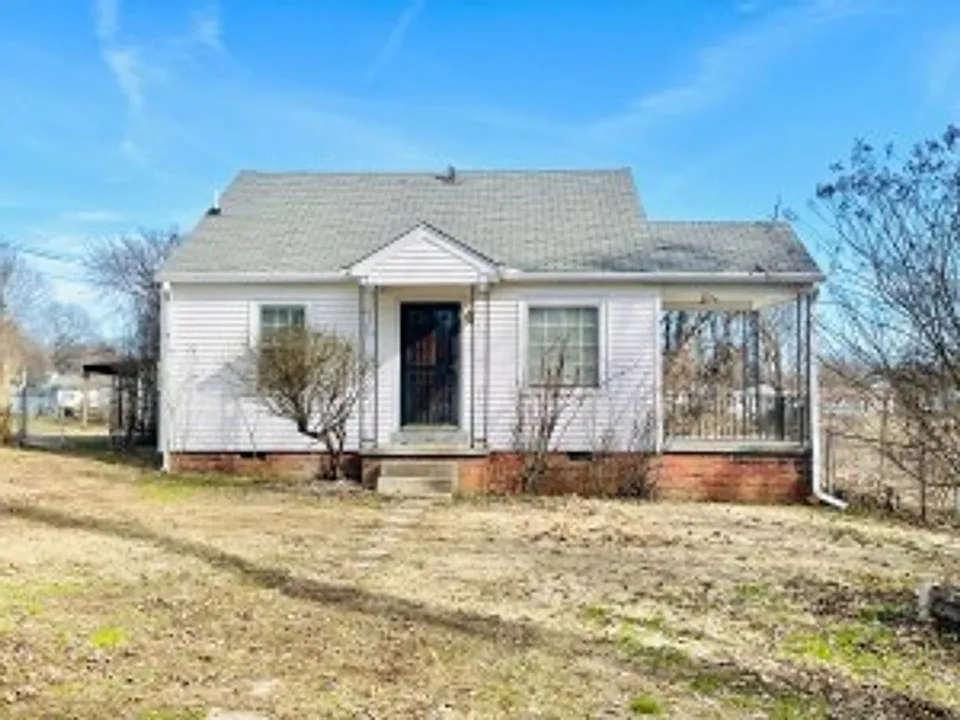 110 Rosewood Cir