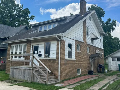 2205 Champaign Ave #1 Photo 1