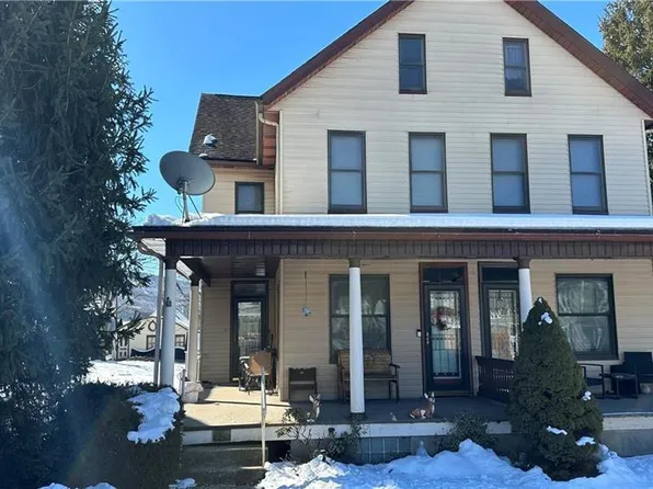 528 Hamilton St, Bowmanstown, PA 18030