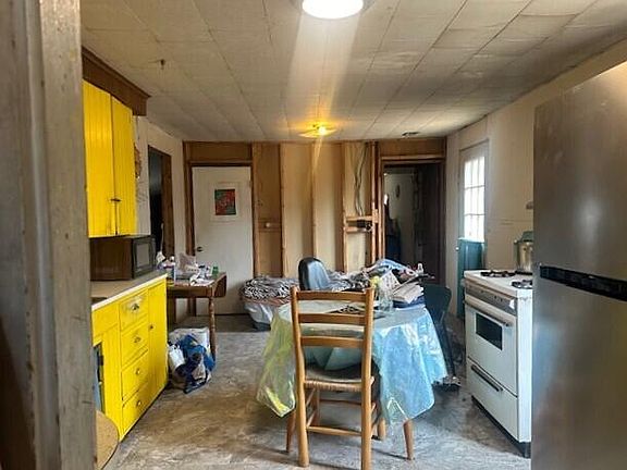 3rd image of 117 Ward Hill Road