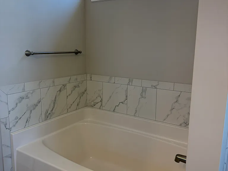 1216 Yellowwood Dr — Photo 22