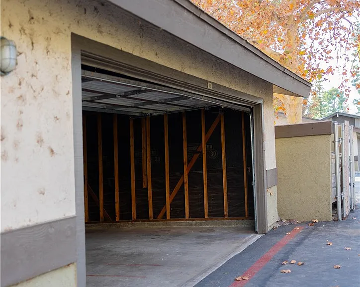 1219 N Edwards St #33 — Photo 44