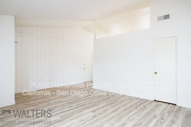3 bed, 2.0 bath, 1345 sqft, $3,895 — Photo 3