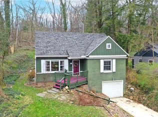 694 Lafayette Dr, Akron, OH 44303