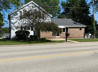 N7457 County Rd W, Mount Calvary, WI 53057