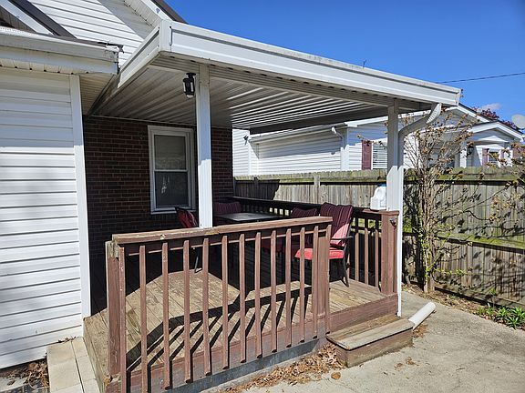 2nd image of 1417 W Virginia Ave