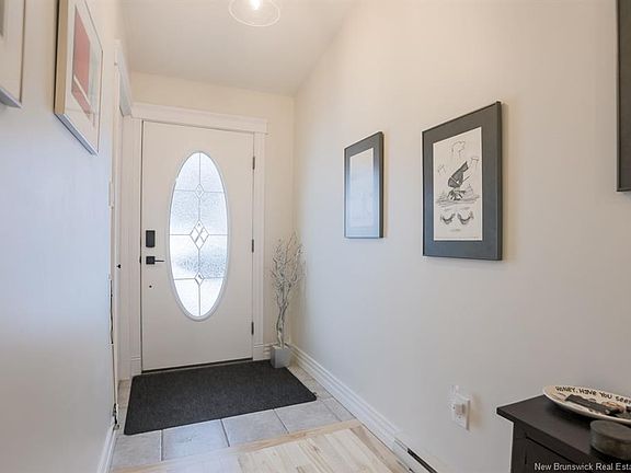 5th image of 23 Merritt Hill Rd