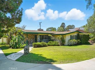 1075 Bryant Rd, Long Beach, CA 90815
