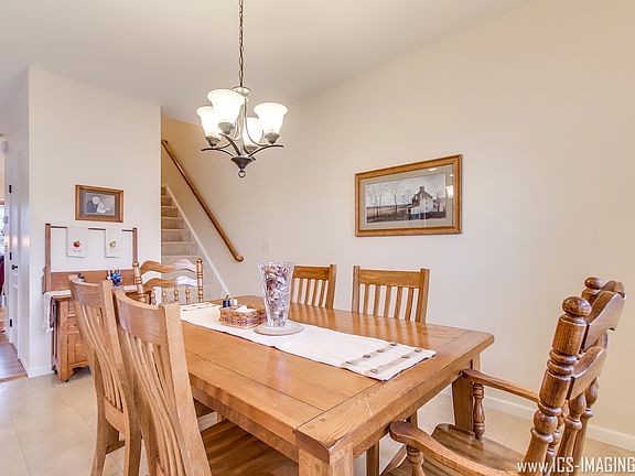 3rd image of 6339 Creekbend Dr