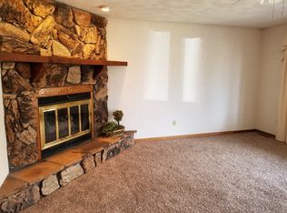 114 Madison Dr, Waterloo, IL 62298