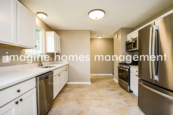 5271 Broad Blvd — Photo 8