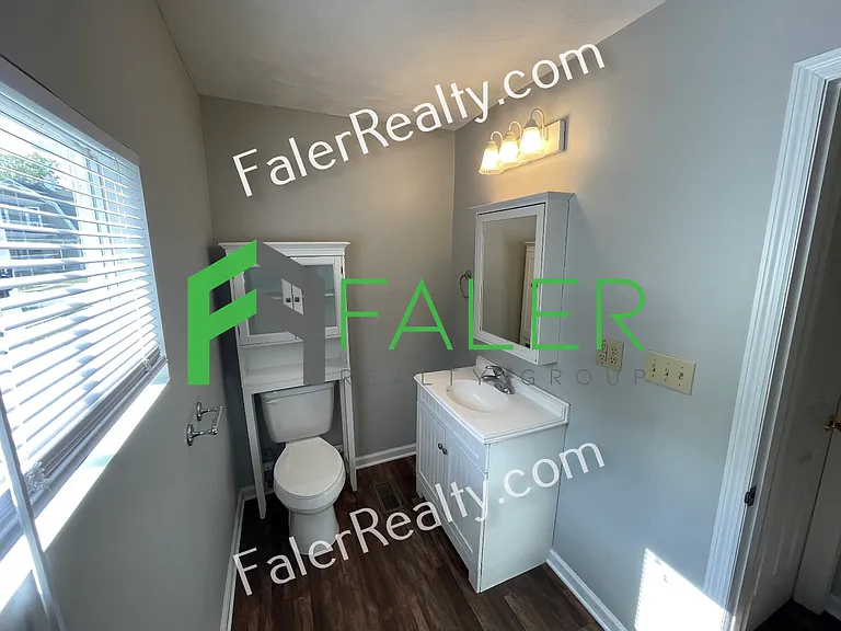 451 Cincinnati Ave — Photo 8