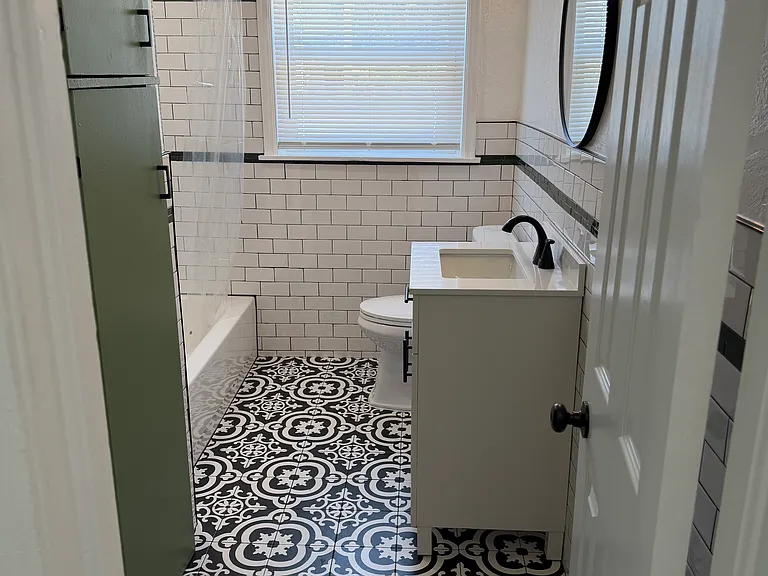 628 W Ford St — Photo 10