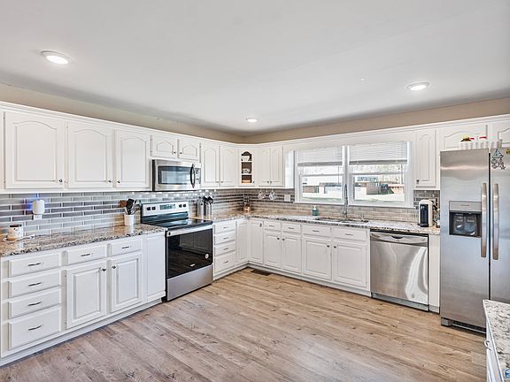 5th image of 639 Vaughn Bridge Rd NW