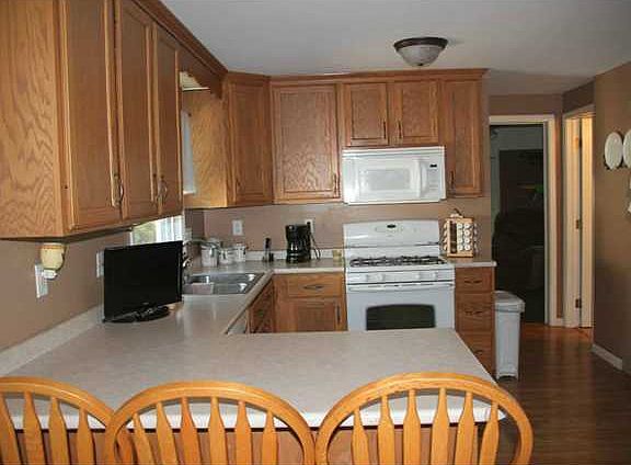 5th image of 500 E Broadway Ave