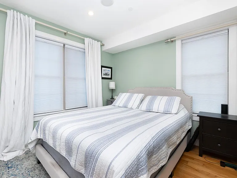 102 D St #3 — Photo 12