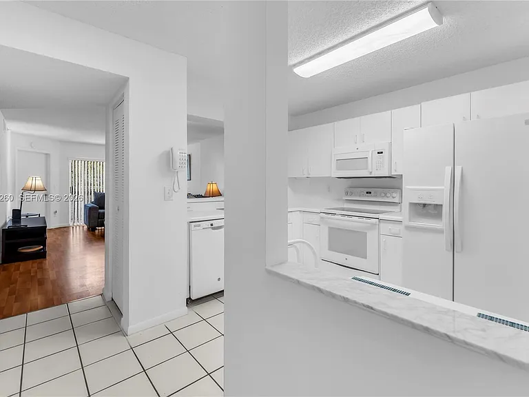 9511 Weldon Cir #G308 — Photo 7