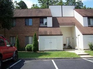 17 Country Cedar Ln #C, Egg Harbor Township, NJ 08234