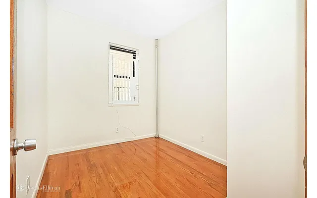 Rented by Douglas Elliman | media 24