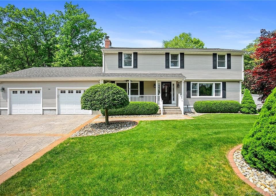 1st image of 152 Edgewood Drive