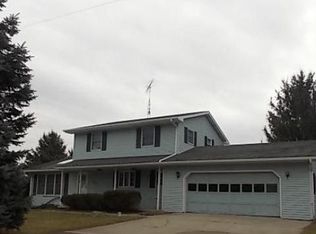 11109 Cooper Rd, Pleasant Lake, MI 49272