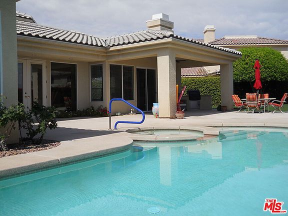 2nd image of 6 Thatcher Ct