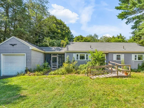 579 Old Bedford Rd, Concord, MA 01742