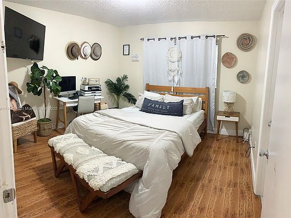 3rd image of 10881 NW 7th St #1225