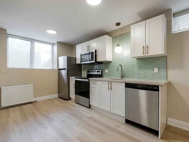 101 Margaret Ave — Photo 4