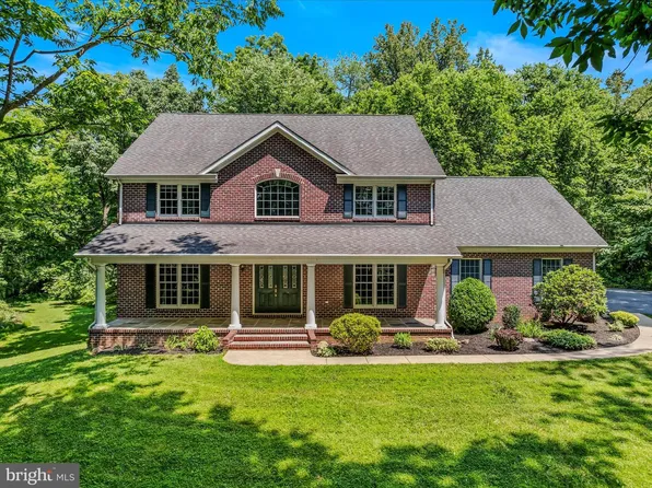 150 Morgana Dr, Shepherdstown, WV 25443