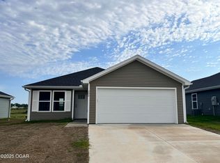 202 Eagle Edge, Duenweg, MO 64841