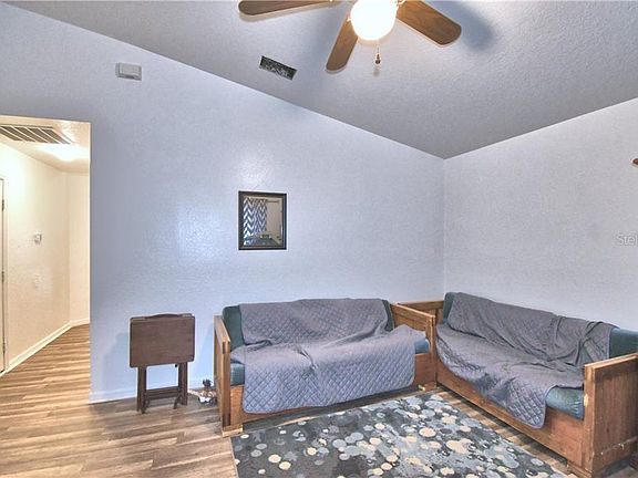 2nd image of 238 Ayrshire Pl