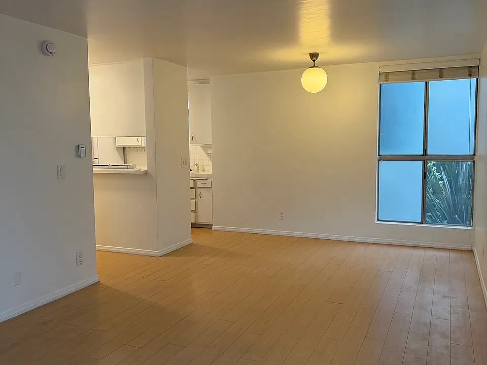 952 Maltman Ave #3