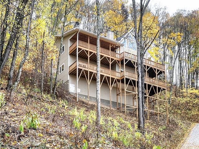 1st image of 101 Jefferson Ln